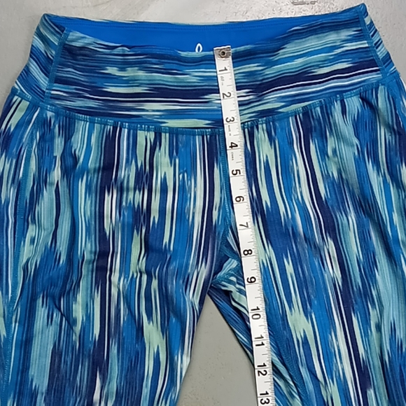Women's Prana size Small Athletic Blue Capris - Picture 10 of 12